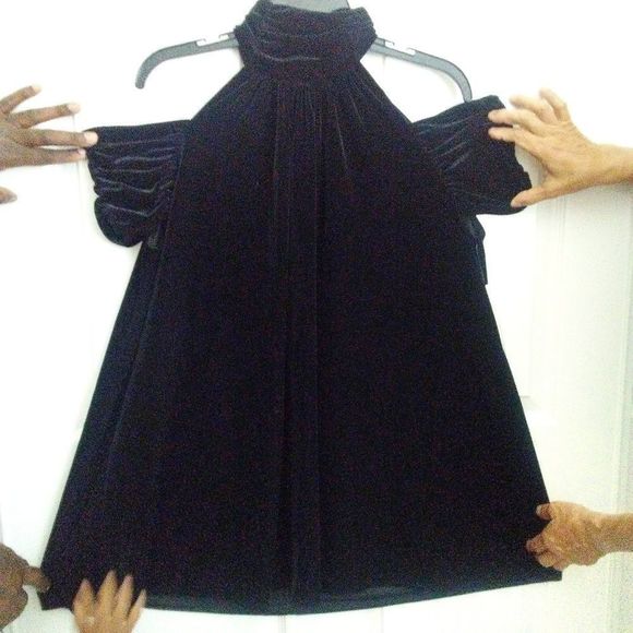 NWT DKNYC High Neck Cold Shoulder Velvet Dress size Medium - Picture 4 of 6